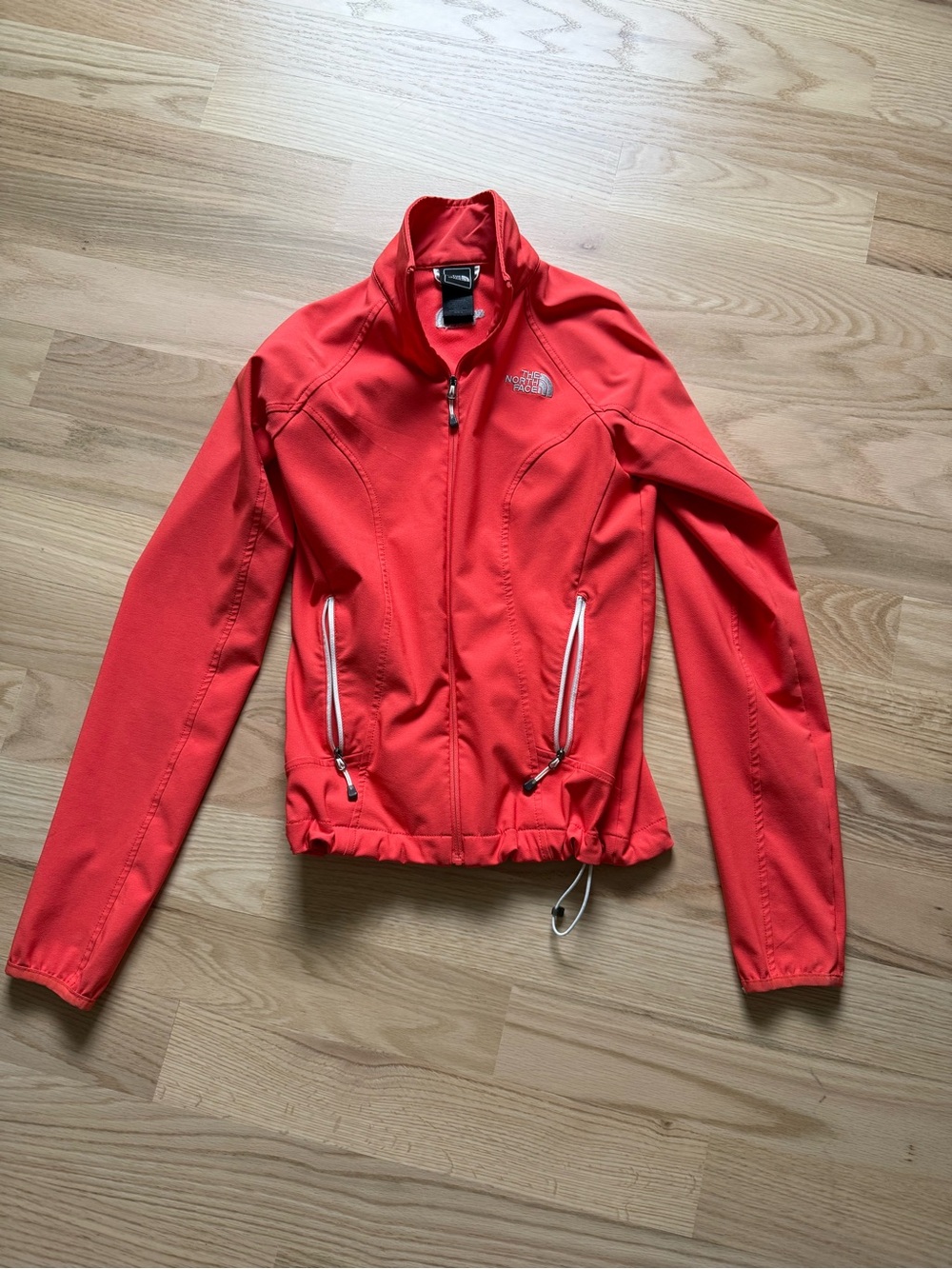 The North Face Women Coral Color Zip Front Zip Pocket Lightweight
Jacket XS
